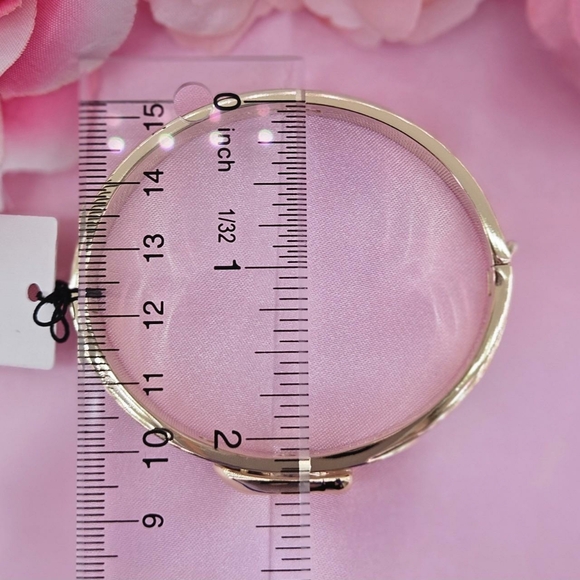 Coach Bracelet Gold Tone Enamel Buckle Hinge Bangle Logo Push Clasp Classic Gift - Picture 5 of 5